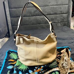 Coach Y2K Beige Pebbled Leather Soho Duffel Convertible Shoulder Bag F15064